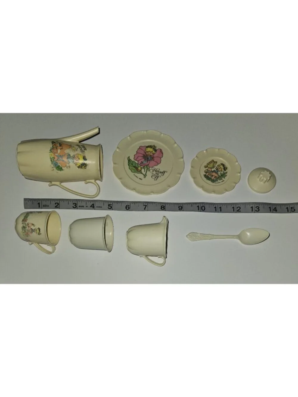VTG 21 pc Chilton Toy Dish Lot Plate Cup Pitcher Lid Spoon 1983 AG Herself Elf